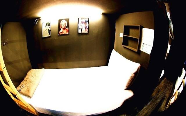 Time House Chain Hualien Train Station Hostel