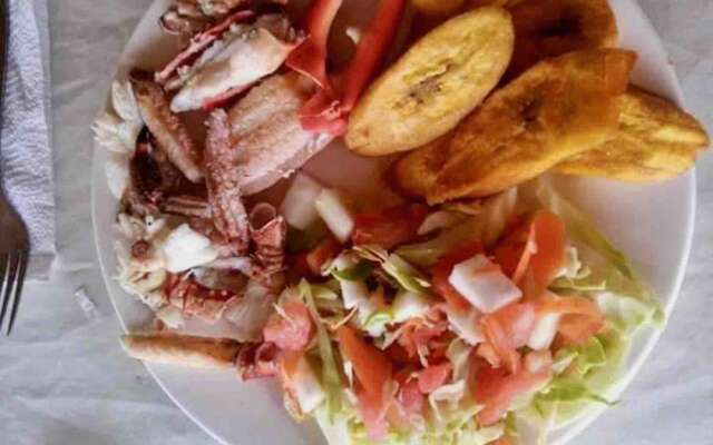 Cabins on paradise San Blas island