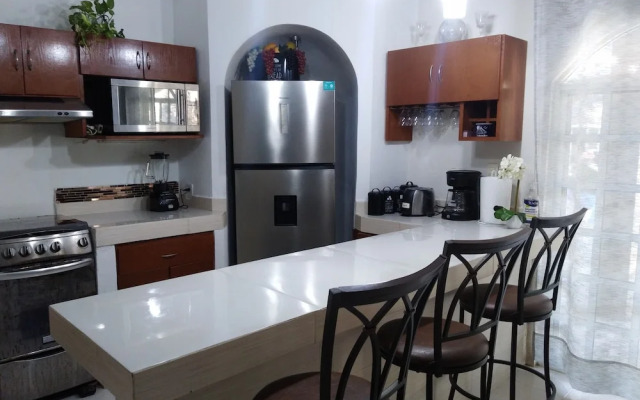 Residencia Uribe - Beautiful House With Private Pool