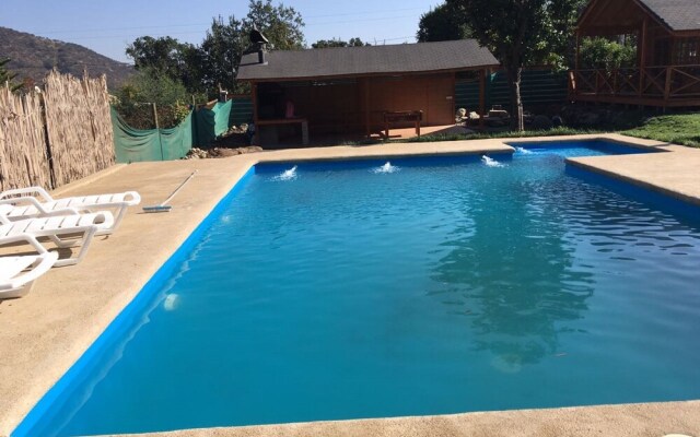 Casa con Piscina en Olmue