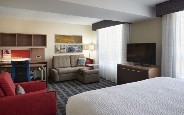 TownePlace Suites by Marriott Windsor