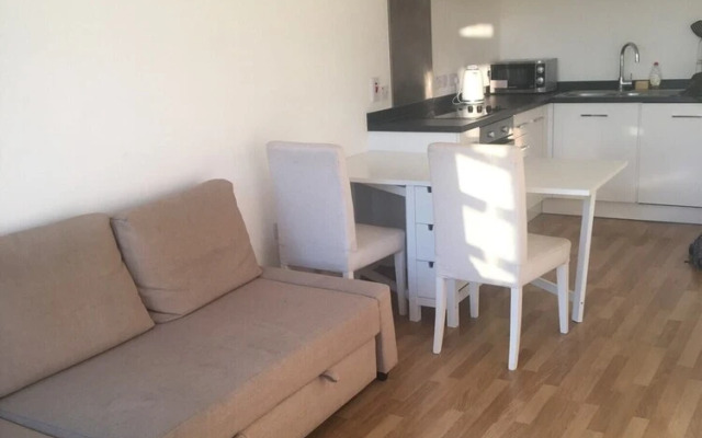 Bright And Modern 1 Bedroom Flat In Shepherds Bush