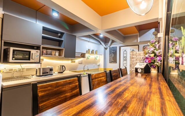 Heim Hostel - Adults Only