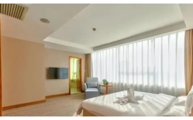 Bolt Hotel