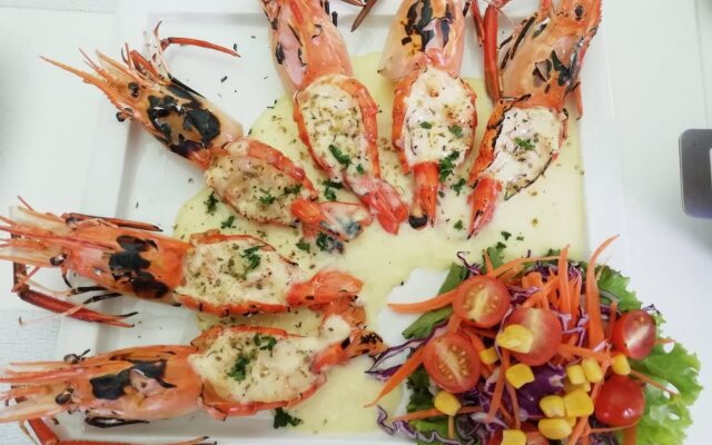 The Sea - Cret Hua Hin