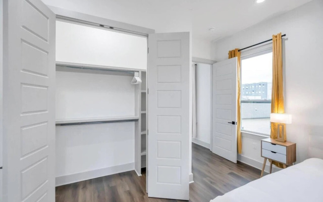 Maison Bleue Luxe Nola Living