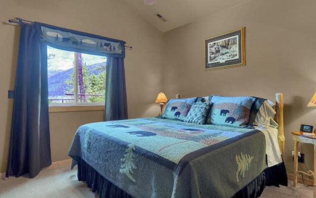 Rocky Mountain Lodge