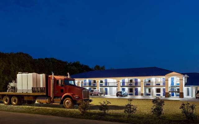 Days Inn by Wyndham Fulton