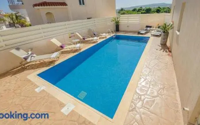 Oceanview Luxury Villa 012