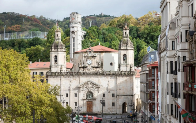 Petit Palace Arana
