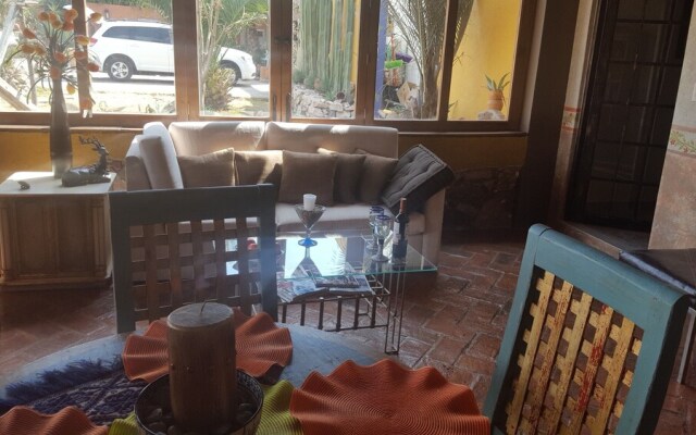 La casita de las bugambilias