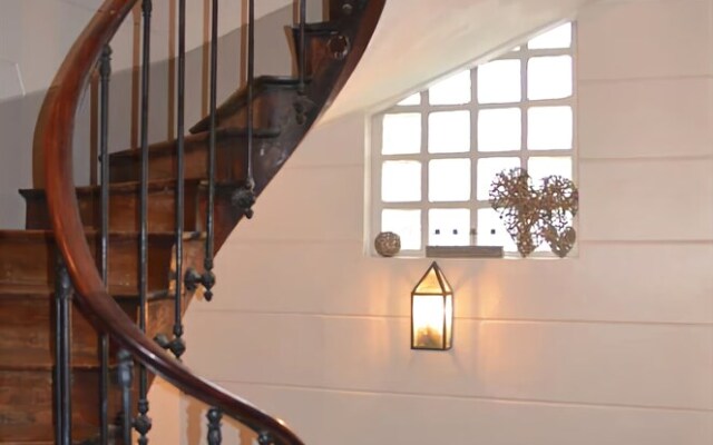 Au Bonheur De Jeanne