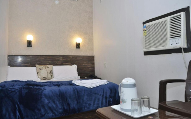 Goroomgo Kanha Inn Lucknow