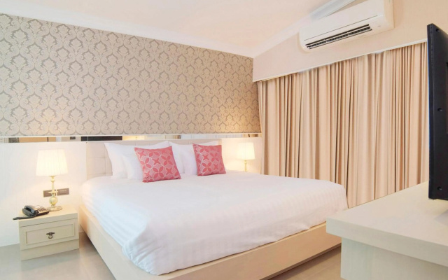 The Raya Surawong Bangkok – Guest Rooms – Bangkok