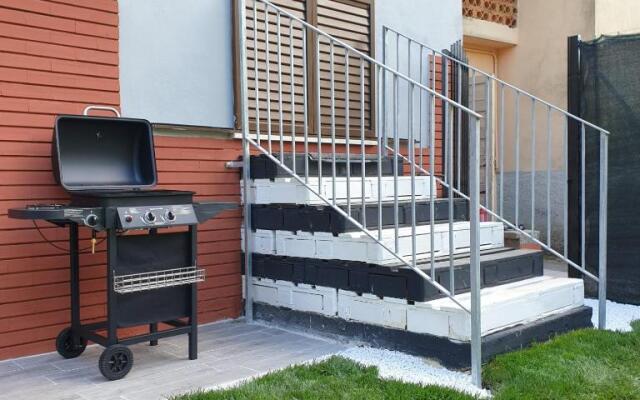 Black&White guest house