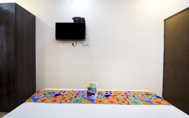 FabHotel Deepak Residency