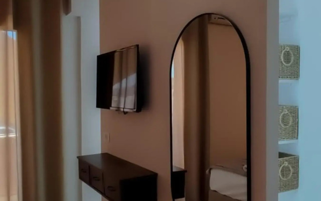 Niki Apartments
