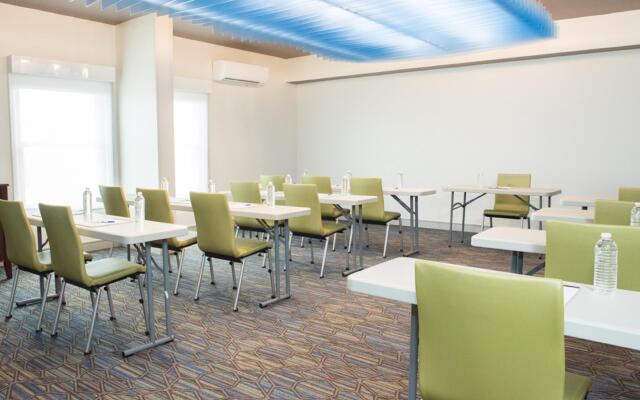 Holiday Inn Express Moss Point by IHG