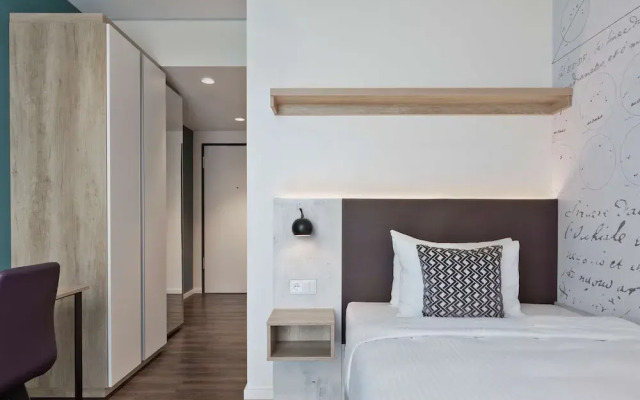 Stellaris Apartment Hotel