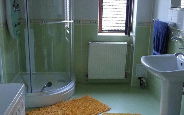 Apartamente Private