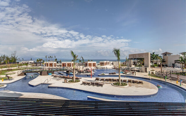 Royalton Blue Waters Montego Bay, An Autograph Collection All Inclusive Resort