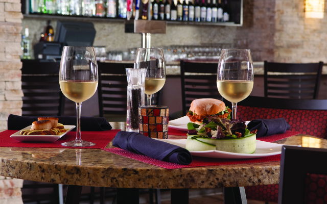 Embassy Suites by Hilton Nashville Airport