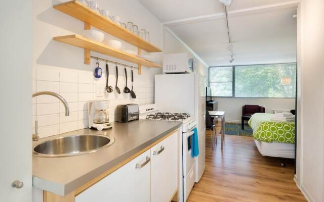 CCI Great Value Serviced Studio in Quiet Neighborhood