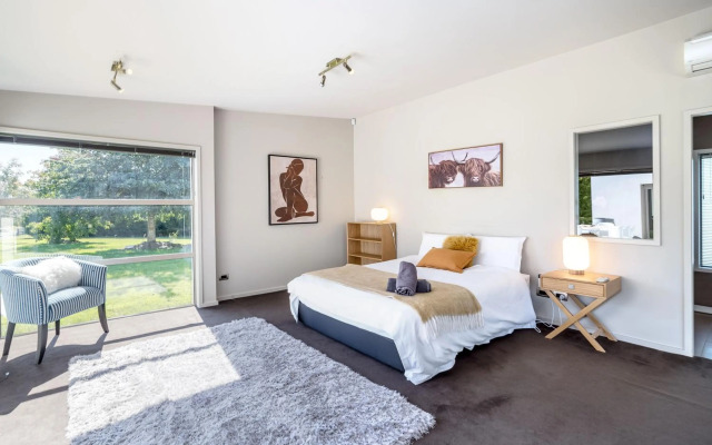 Paradise on Campbell