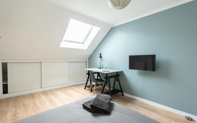 La Bigote-IDEAL GROUPE-6 CHAMBRES-BILLARD-TERRASSE