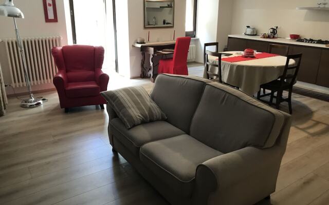 Il Palazzaccio- Palazzo Della Greca Alberi