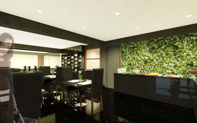 Sovereign Group Hotel