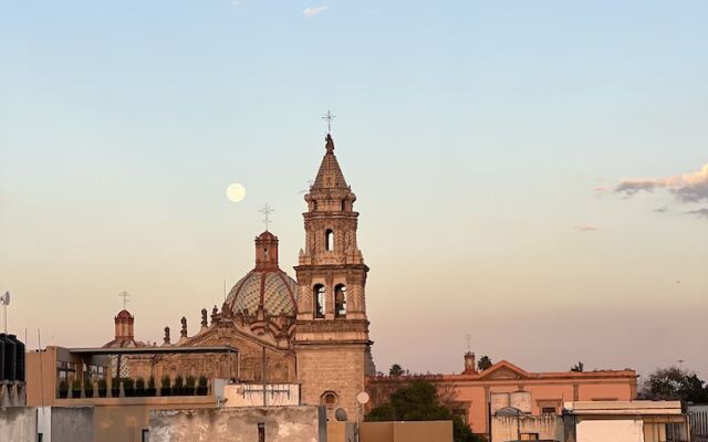 Iturbide 500 Hostal - Hostel