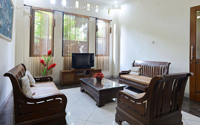 ZEN Rooms Antapani Syariah
