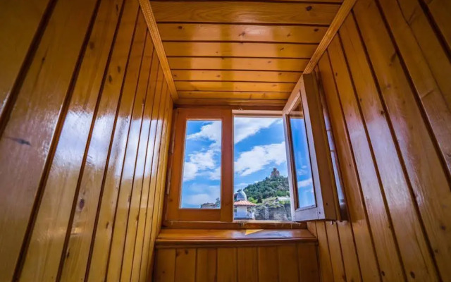 Botanical Garden Apartments