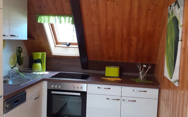 Cozy Apartment near Forest in Lichtenhain