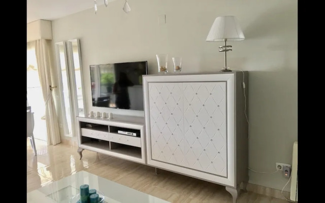 MI CAPRICHO C11 luxury apartment by the Sea