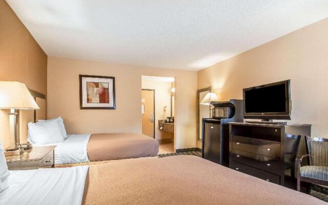 Quality Inn Hoffman Estates - Schaumburg