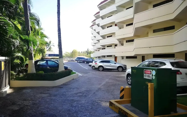 Marina Suites by Andiani Travel