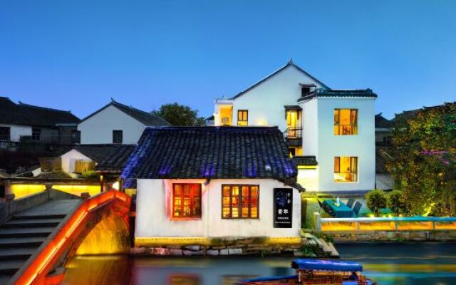 Qianshe Show Year Garden House