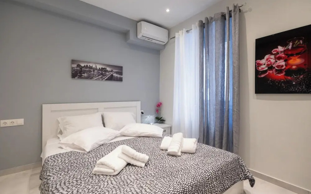 Marialena Luxury Apartment