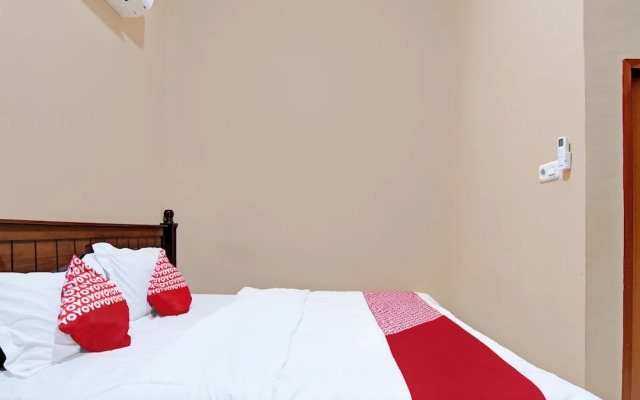 OYO 92223 Alfatar Homestay Syariah