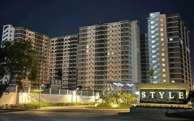 S&E condo