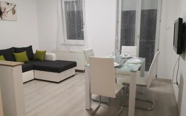 Oasis Apartman
