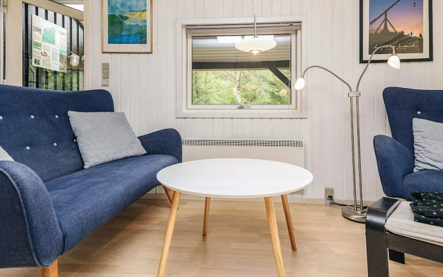 5 Person Holiday Home in Albaek