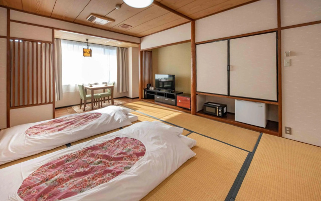 New Makomo Hotel – Guest Rooms – Itako