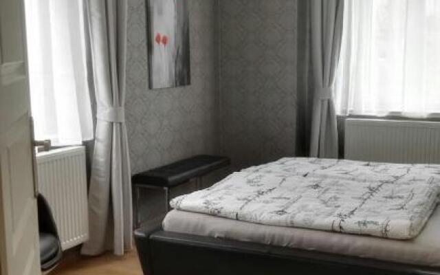 FeWo mit 2 Bädern und 2 Schlafzimmern