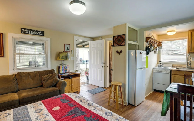 Pet-friendly Vacation Rental Cabin in Whittier