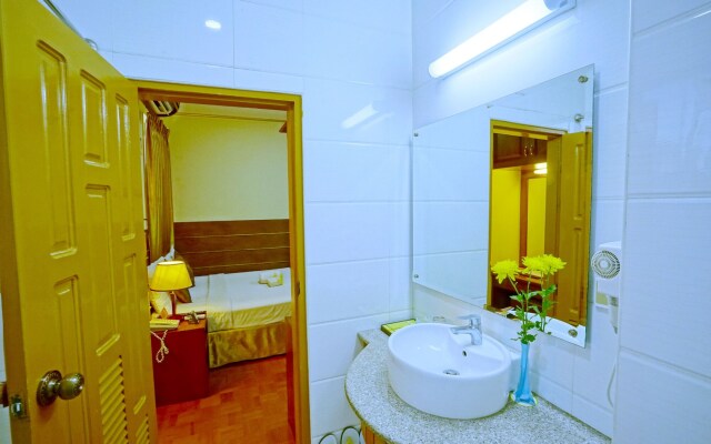 Hotel Yadanarbon