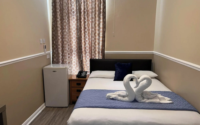The Commongate Hotel