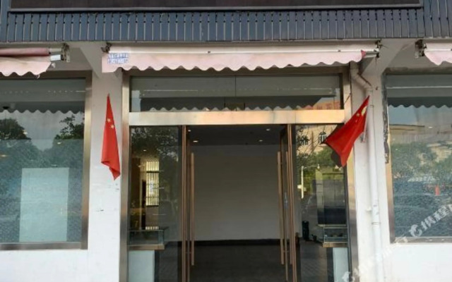 Laystay Hotel